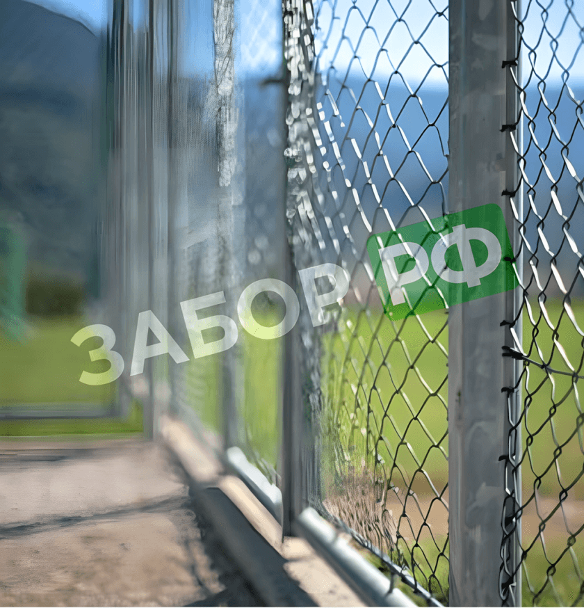 Зелёный забор